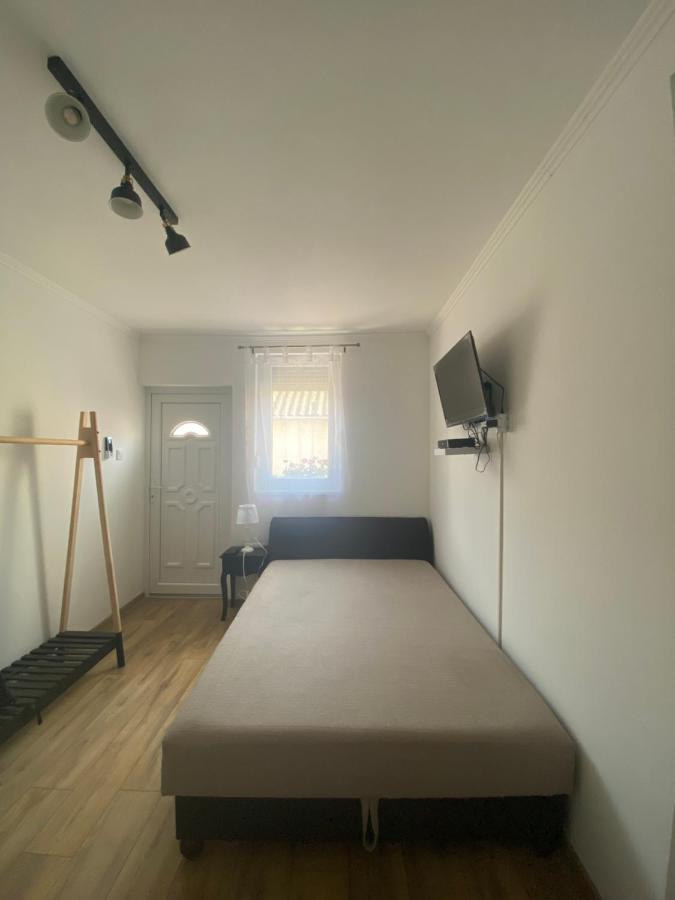 Amira Apartman Apartment Hajduszoboszlo Ngoại thất bức ảnh